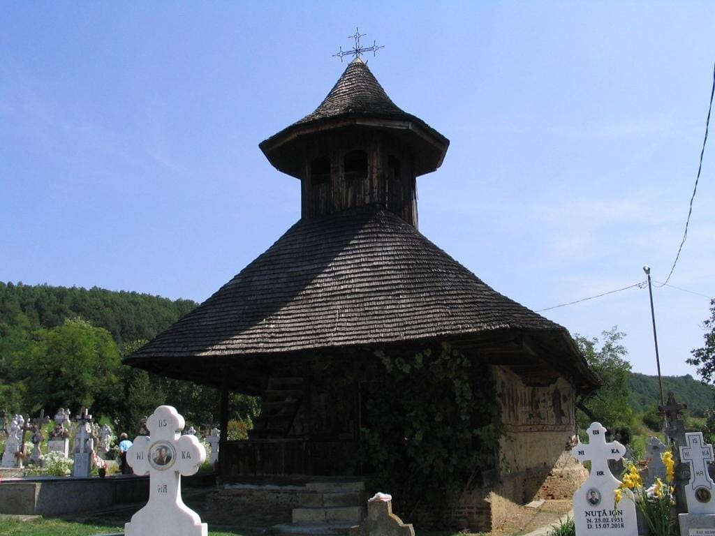 biserica 4.jpg