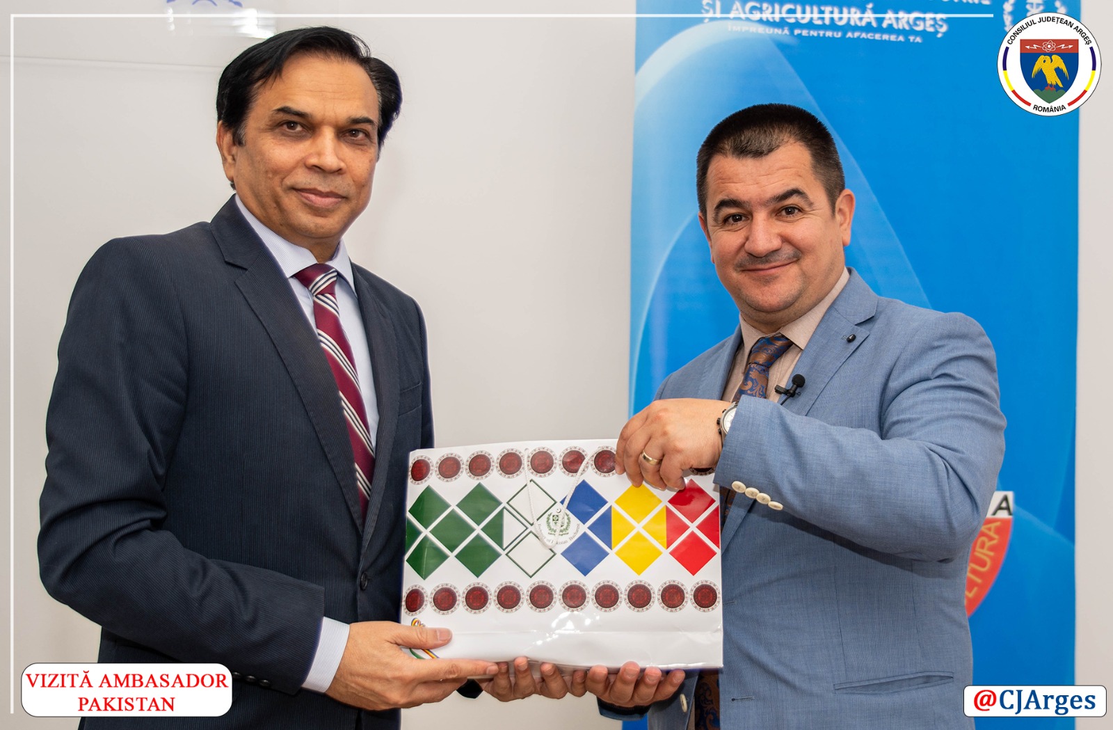 Intalnire E.S. AMbasadorul Pakistanului in Romania (3).jpeg