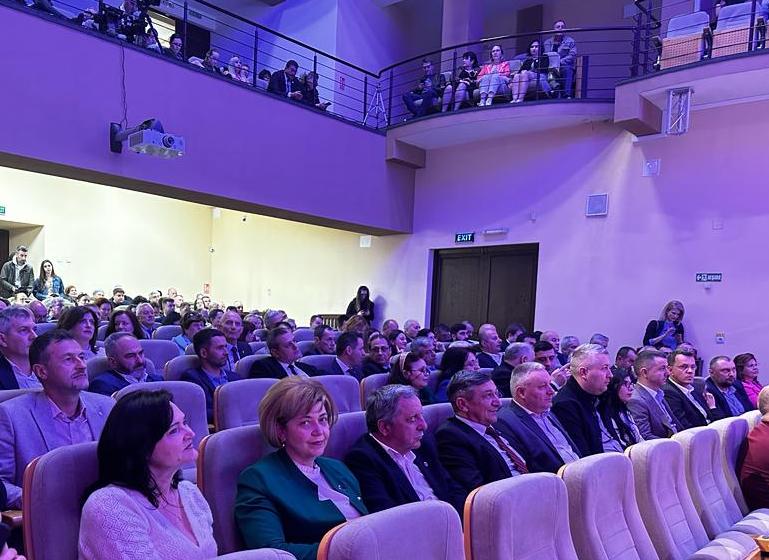 Simfonia Lalelelor (2).jpeg