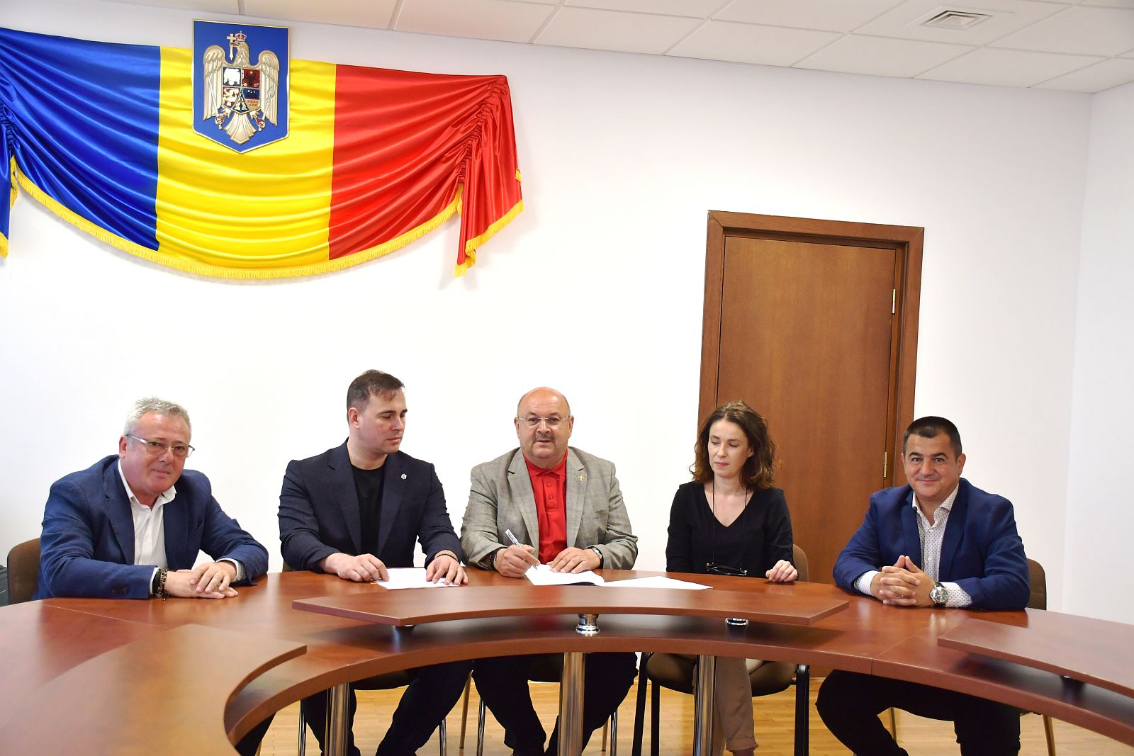 CJ ARGES SEMNARE CONTRACT 1.JPG