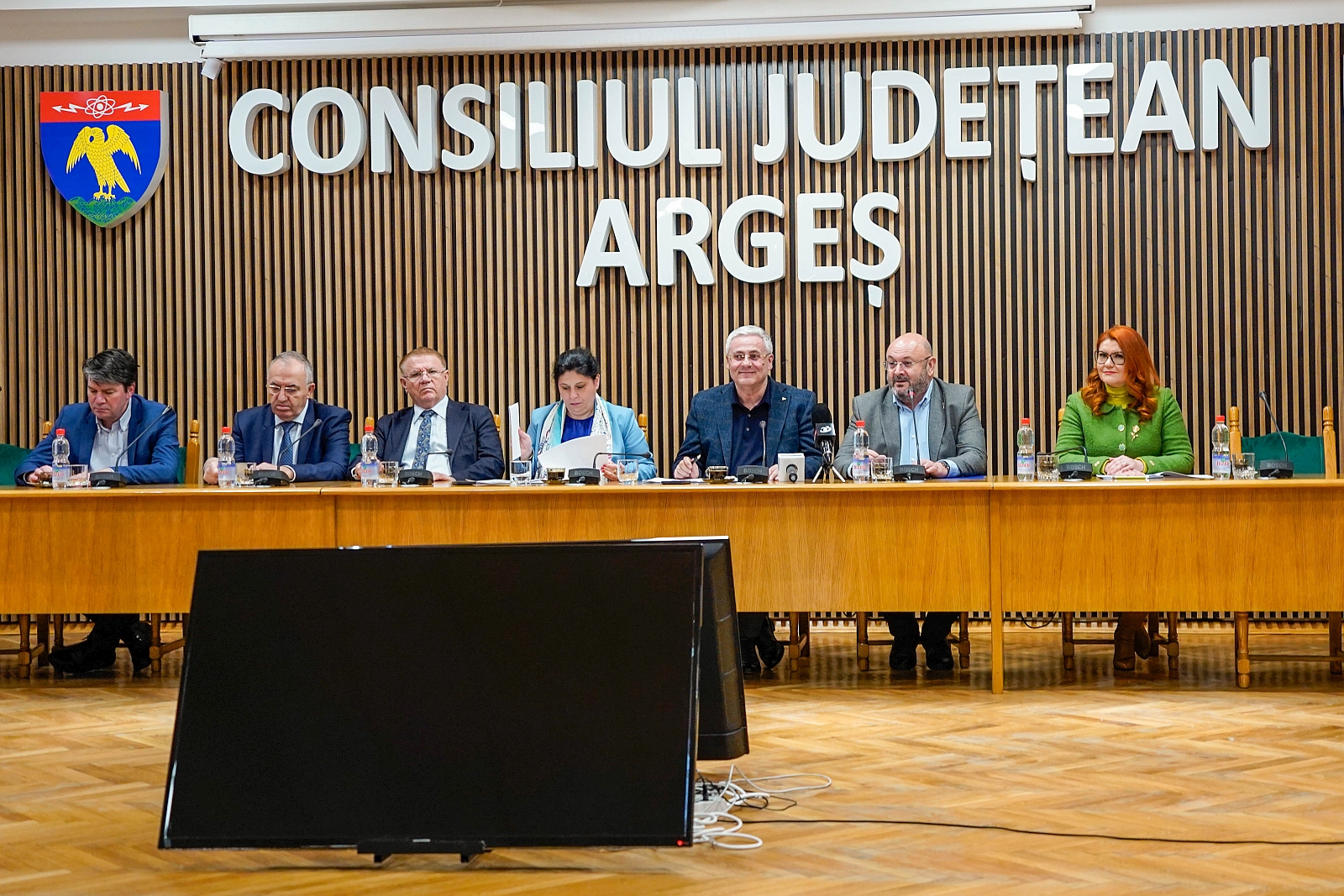 Conferinta de presa CJ Arges 12 februarie 2025.jpg