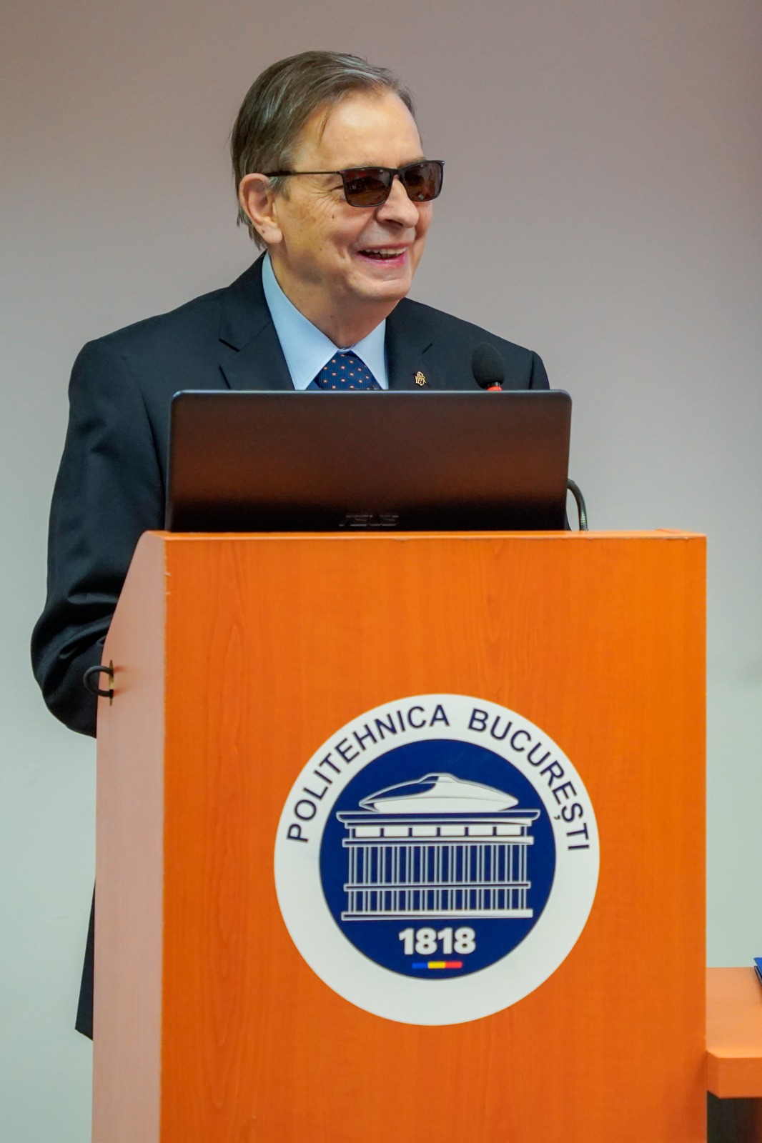 CJ Arges - Simpozion BNR 1.jpeg