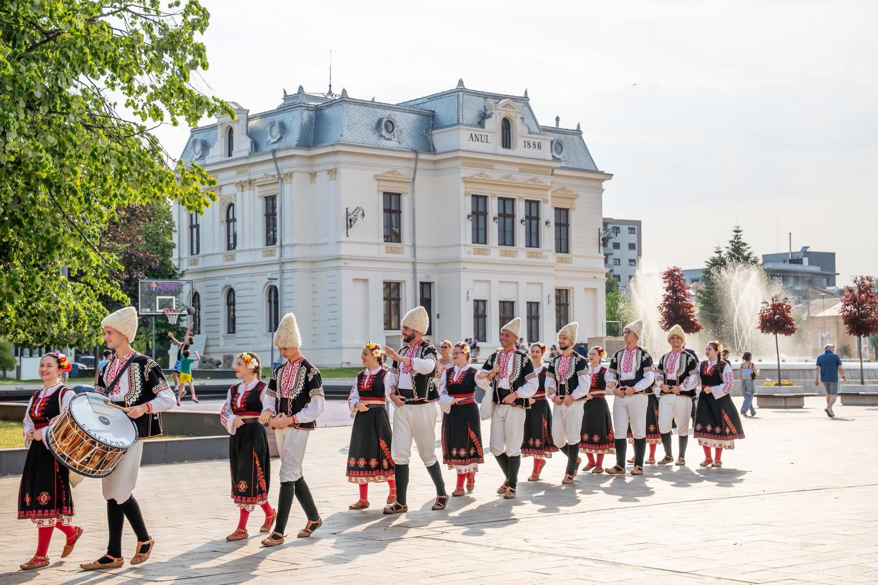 Foto_inchidere_festival_Carpati_7.jpg