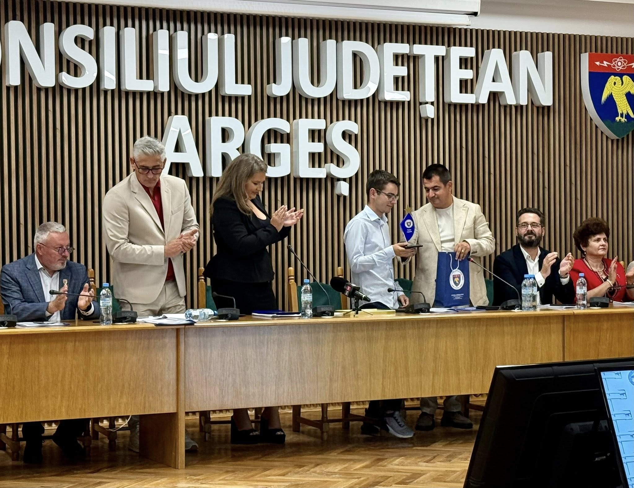 foto Colegiul Prefectural 1.jpg