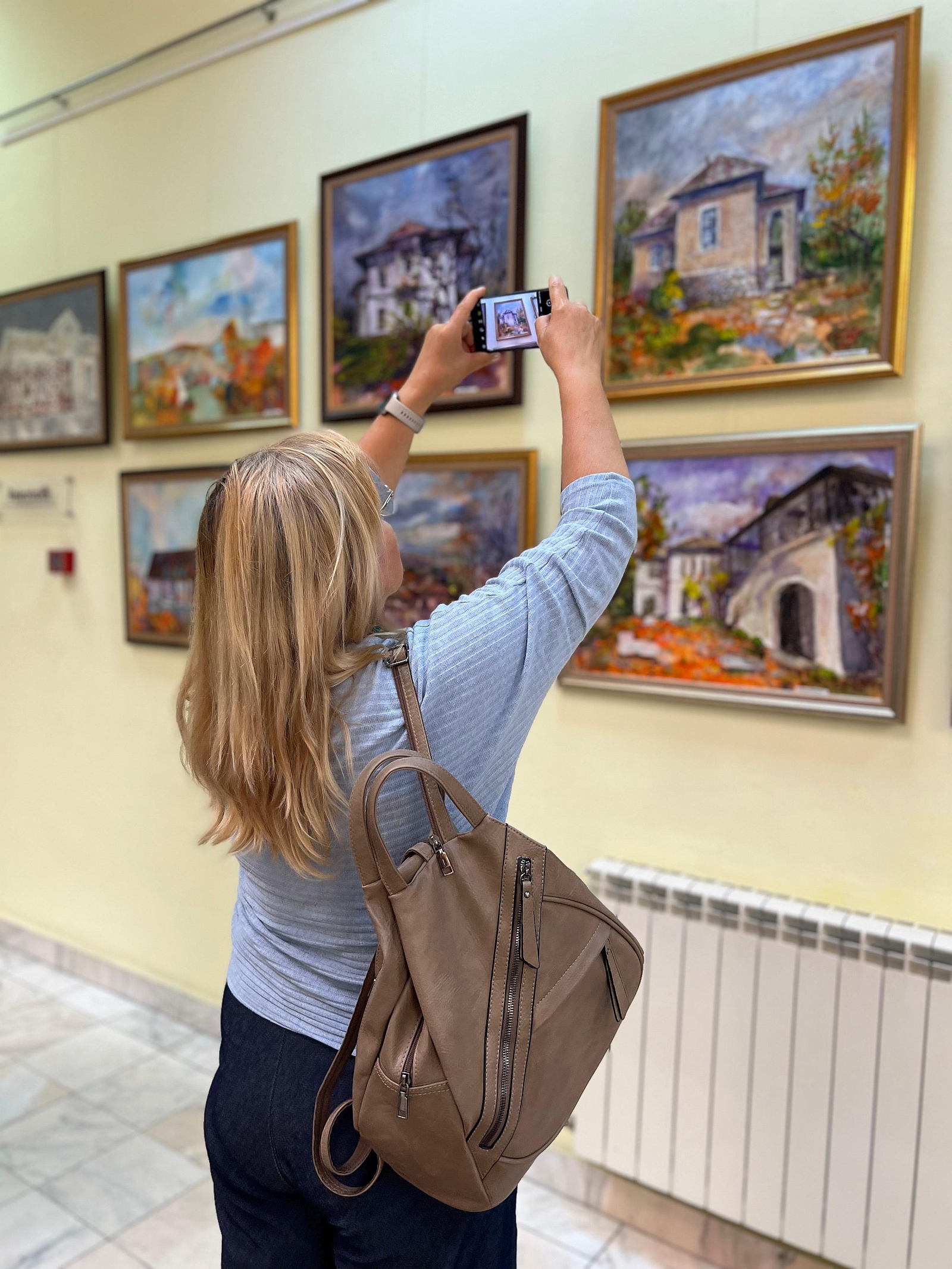 Vernisaj_expozitie_pictura_18_septembrie_2025_1.jpg