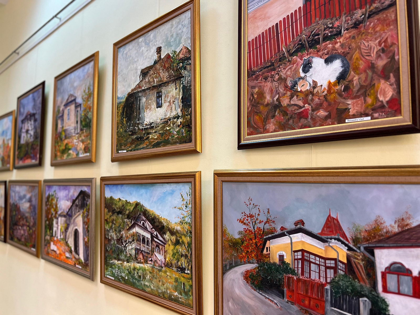Vernisaj_expozitie_pictura_18_septembrie_2025_10.jpg