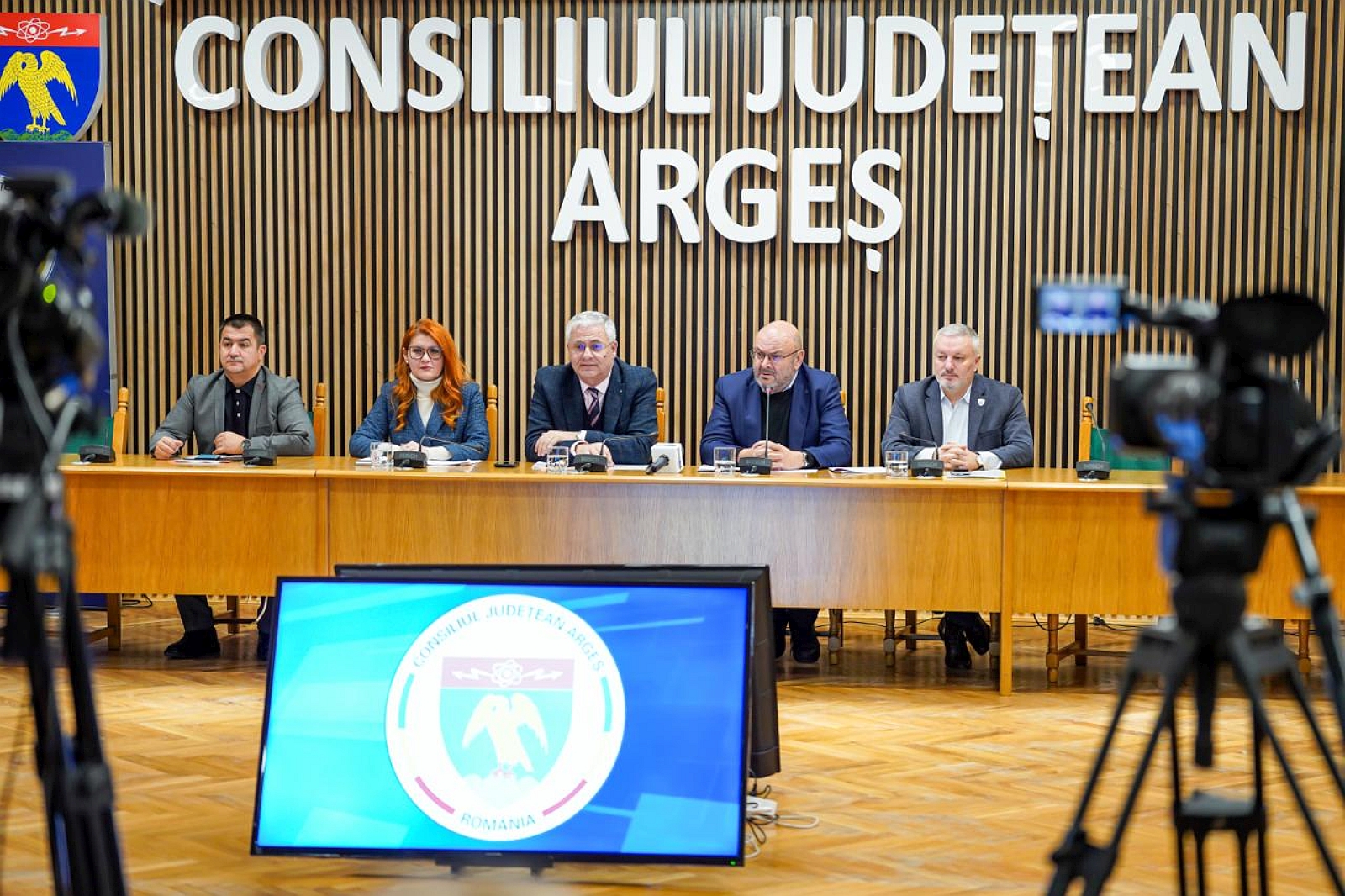 Conferinta_presa_CJ_ARGES_ADR_SUD_MUNTENIA_1.jpg