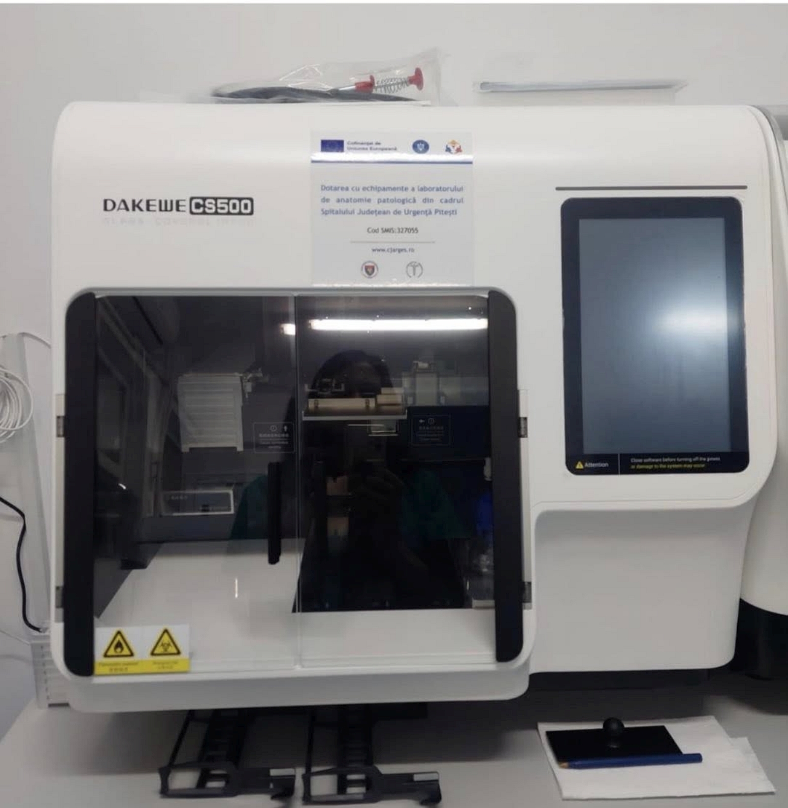 Aparatura_laborator_3.jpg