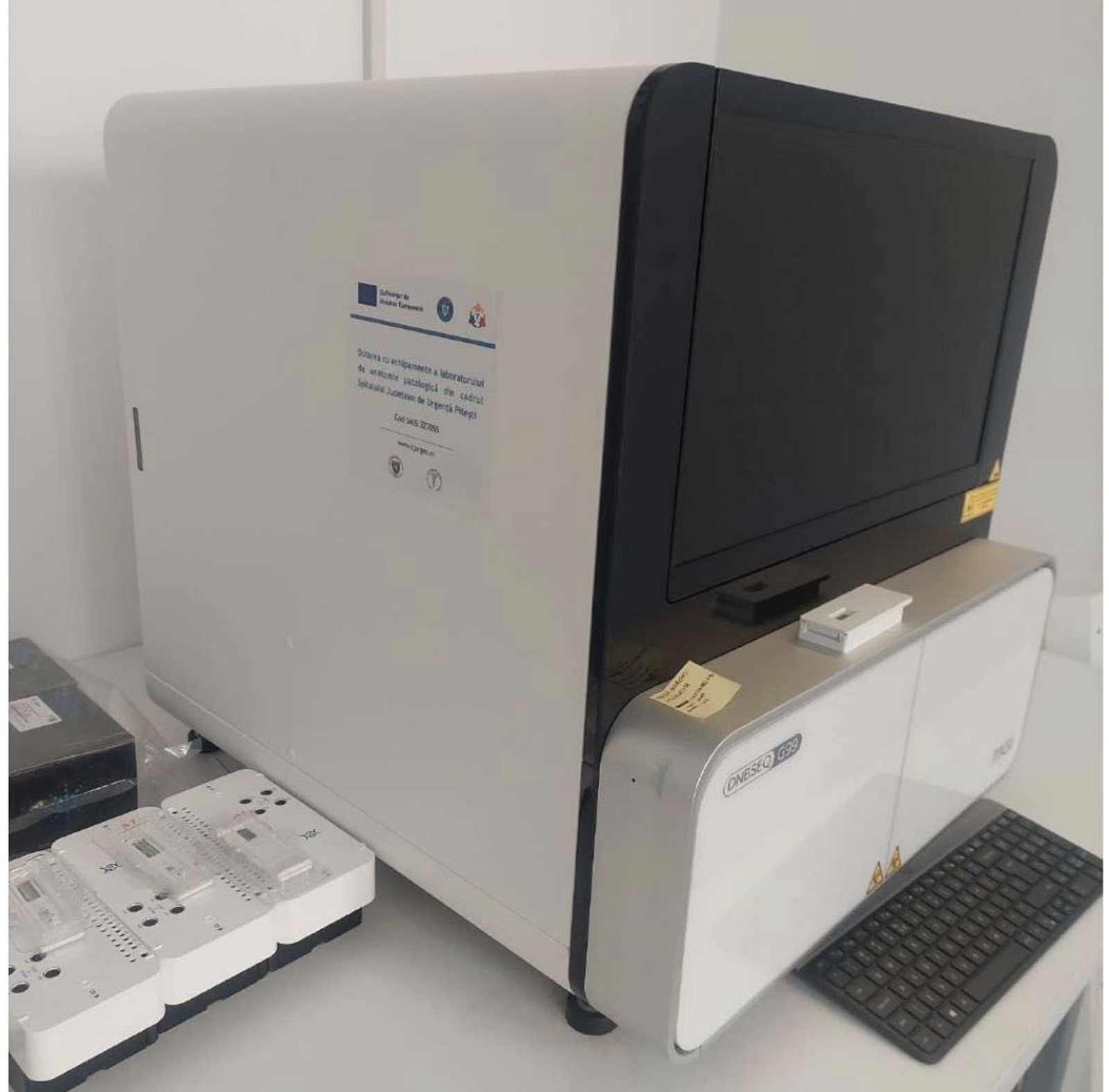 Aparatura_laborator_4.jpg