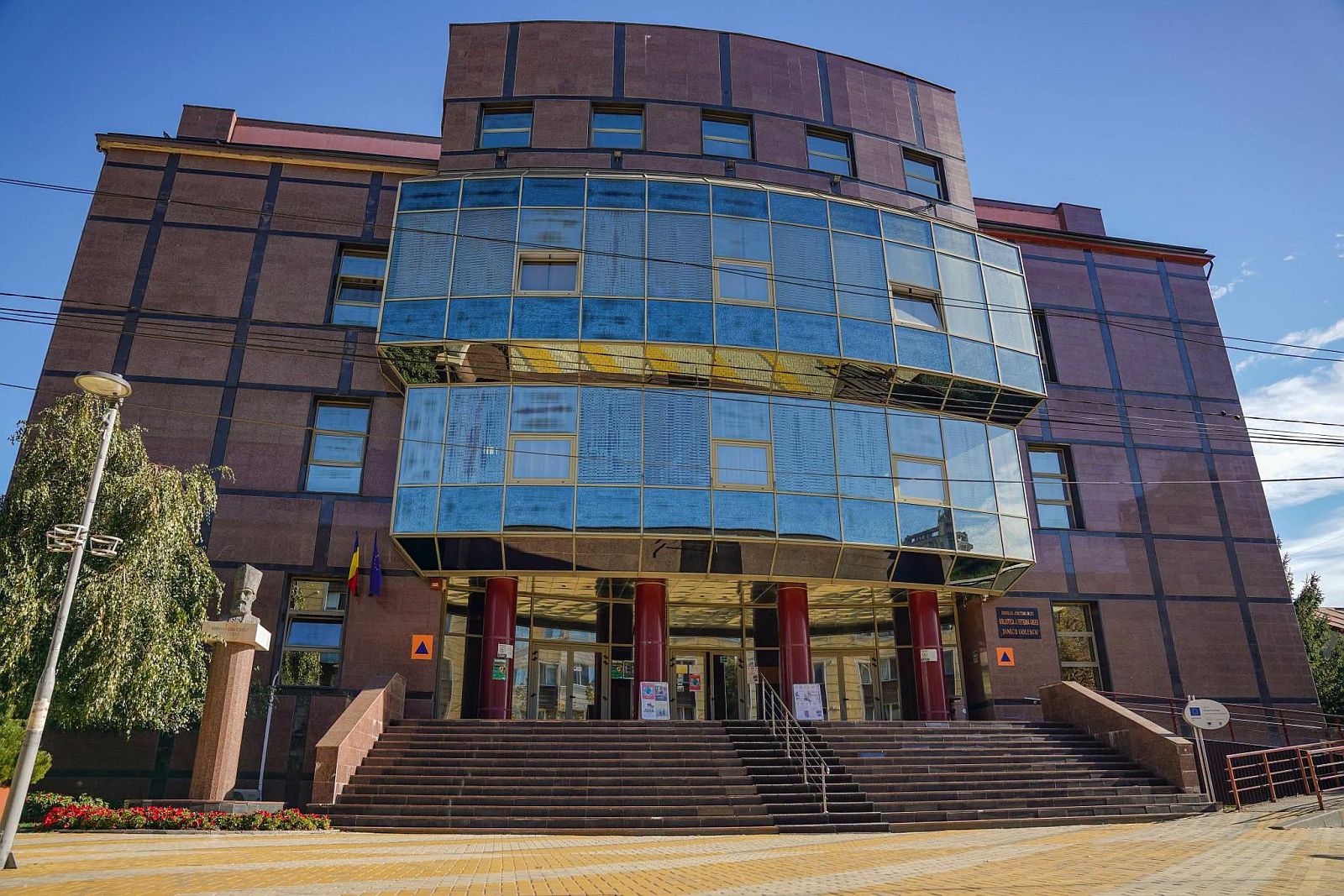 Carti_Postale_Biblioteca_Judeteana_3.jpg