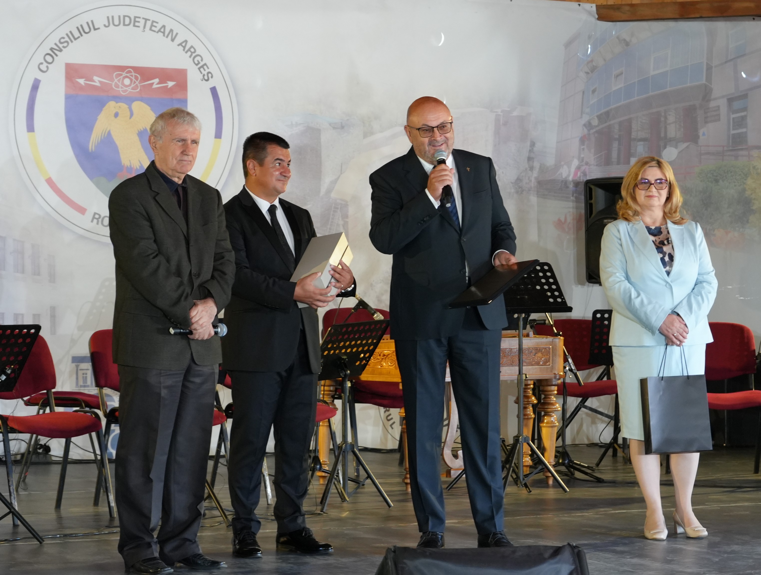 DL_RADU_II_1.jpg