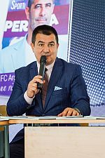 „AZI SUNT PROFU’ TĂU DE SPORT!” aduce modelele reale în fața copiilor din Argeș. Excelența sportului argeșean, aplaudată la Budeasa! Peste 100 de elevi, față în față cu campionii!