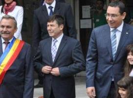 Primul Ministru al României - în vizită în județul Argeș, la Uzina Dacia Renault Mioveni și la Curtea de Argeș